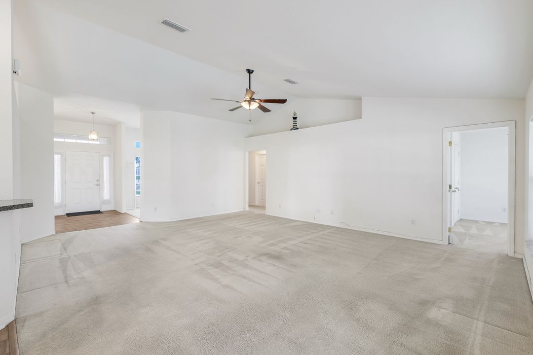 1207 NW 15th Terrace, Cape Coral, FL 33993