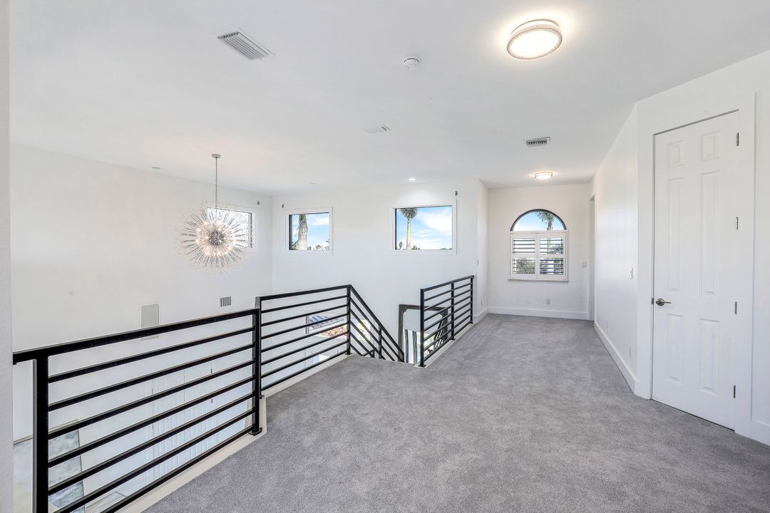 2550 SW 27th Pl, Cape Coral, FL 33914