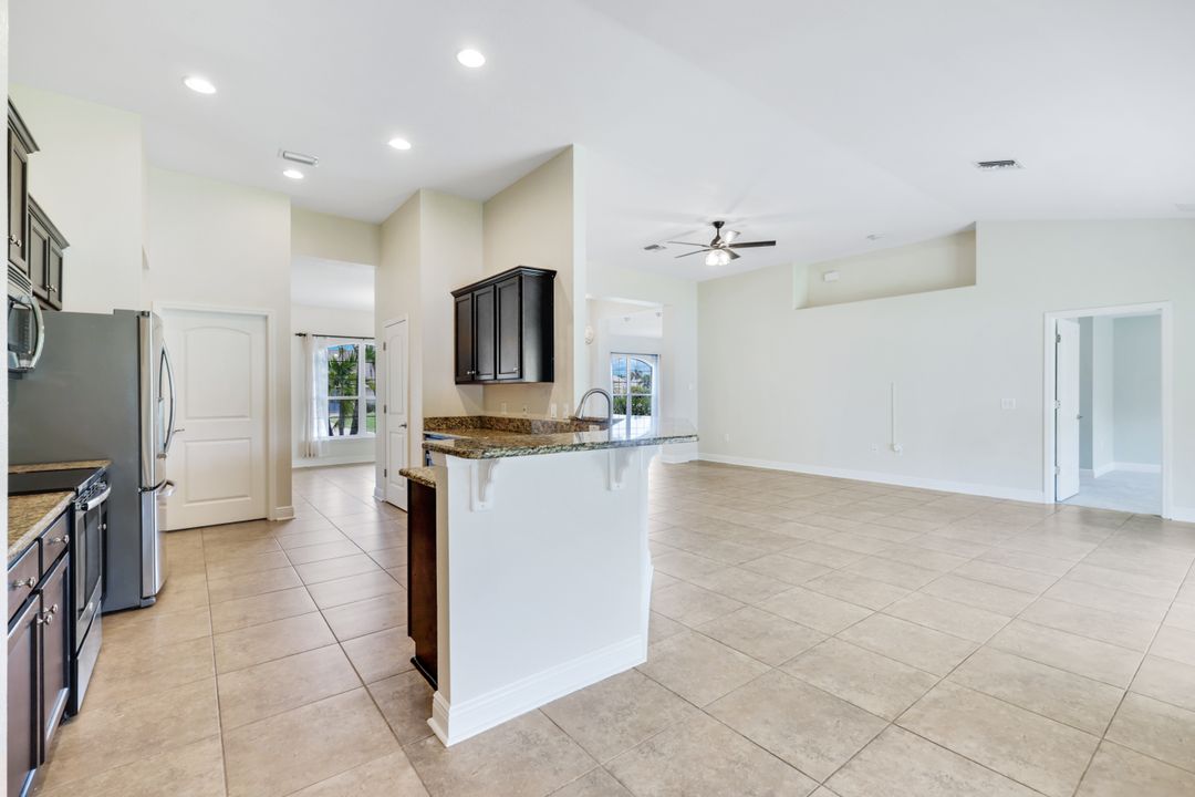 2610 SW 32nd St, Cape Coral, FL 33914