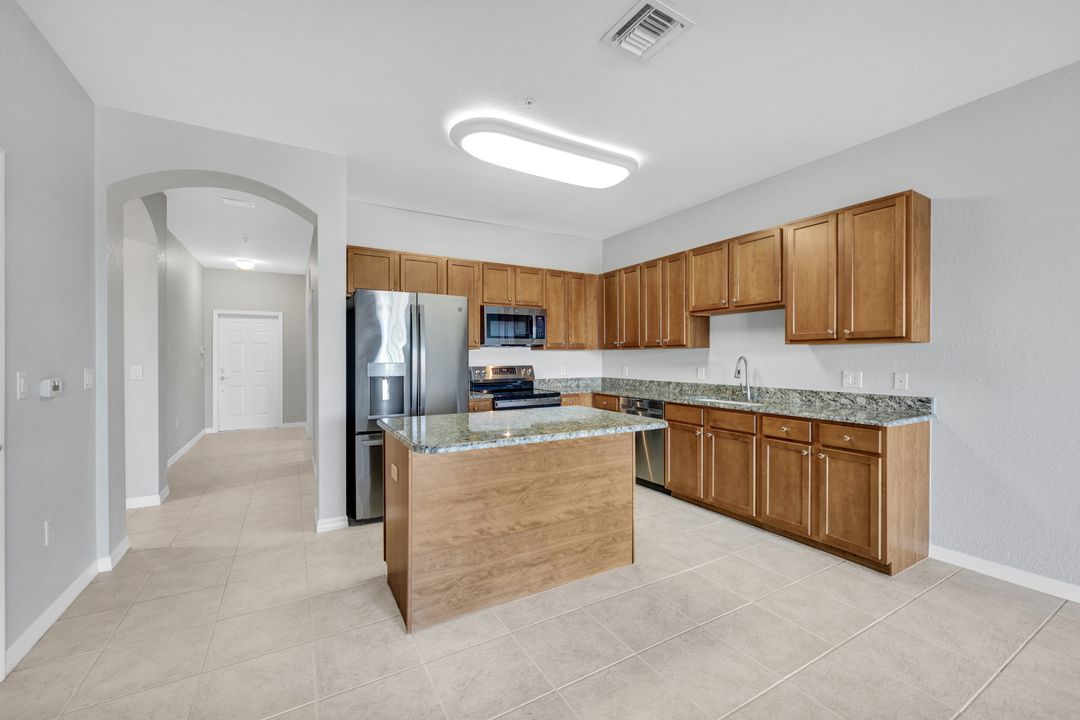 9621 Spanish Moss Way #3831, Bonita Springs, FL 34135