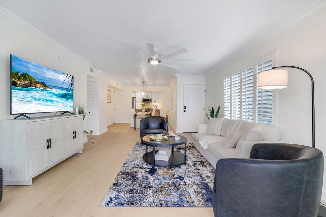 4150 Crayton Rd #B2, Naples, FL 34103