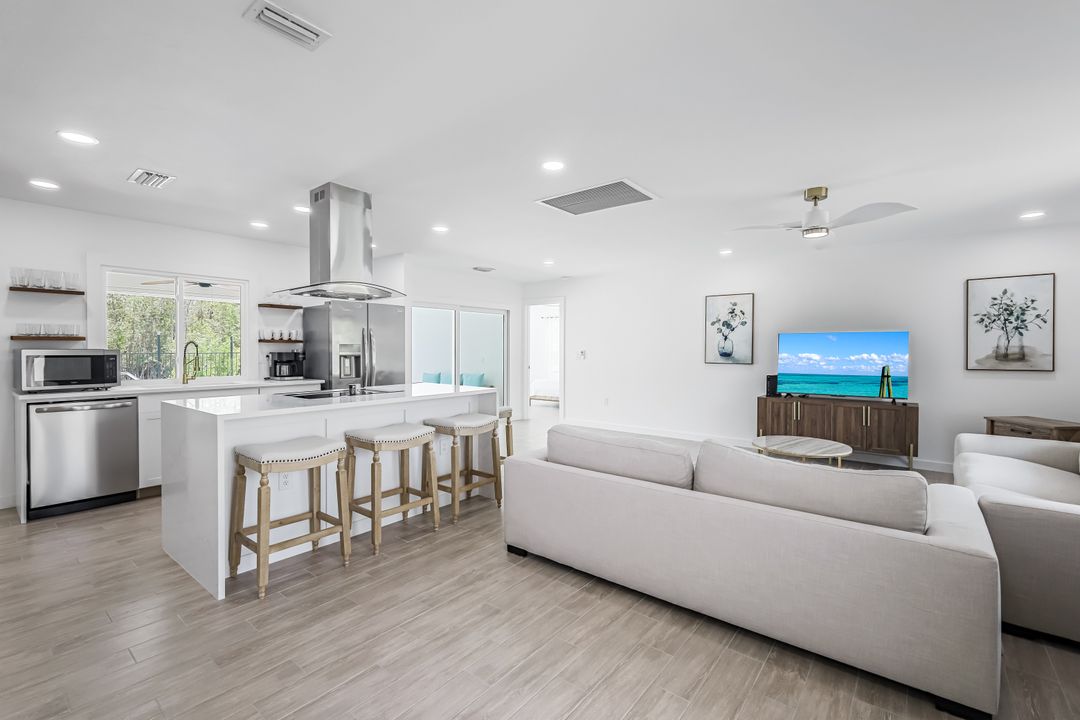 27164 Edenbridge Ct, Bonita Springs, FL 34135