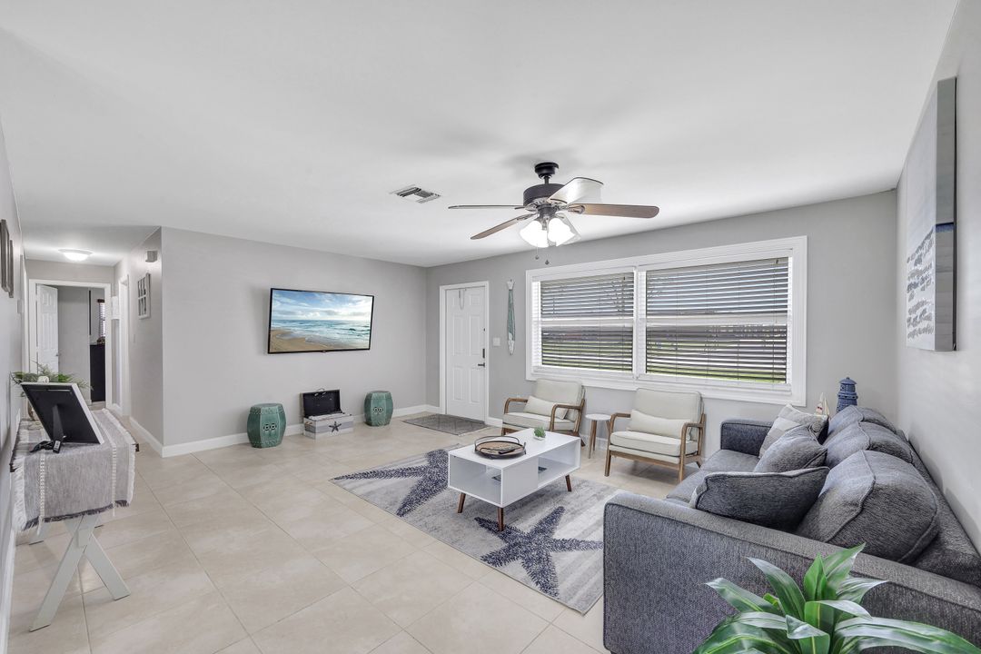 4019 Estey Ave, Naples, FL 34104