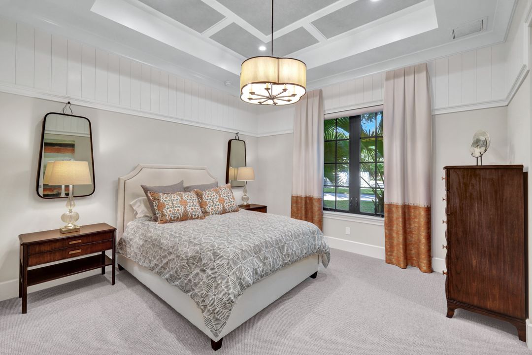 16988 Fairgrove Way, Naples, FL 34110