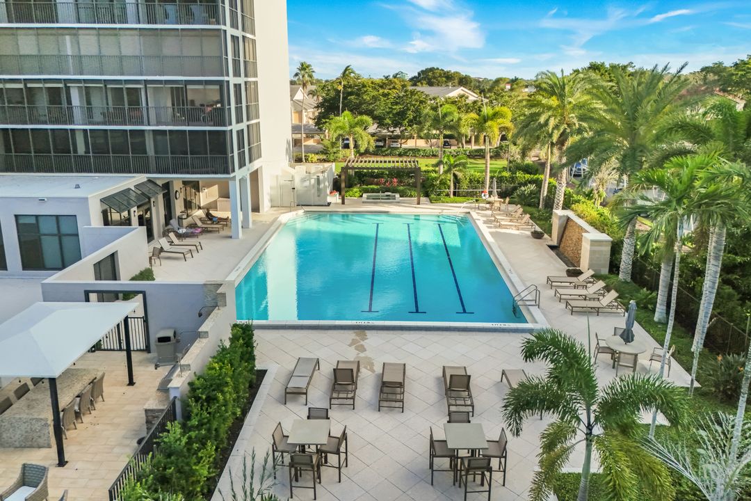 5601 Turtle Bay Dr #1802, Naples, FL 34108