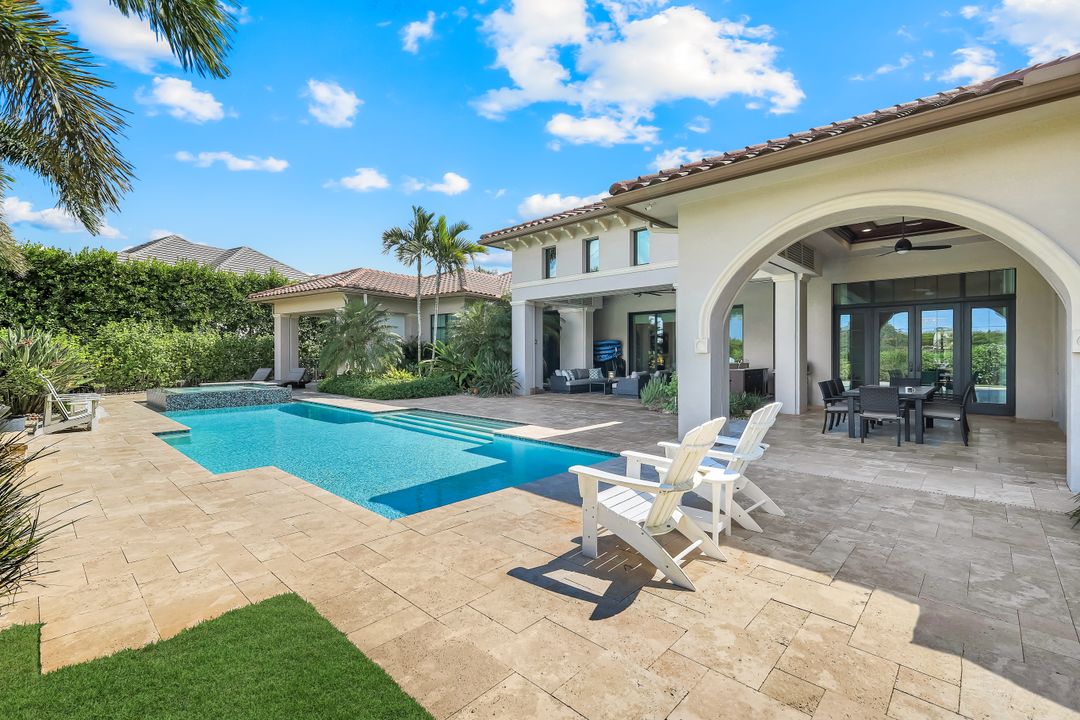 16747 Prato Way, Naples, FL 34110