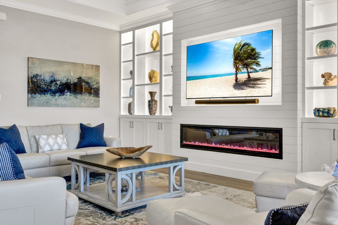 28007 Kerry Ct, Bonita Springs, FL 34135