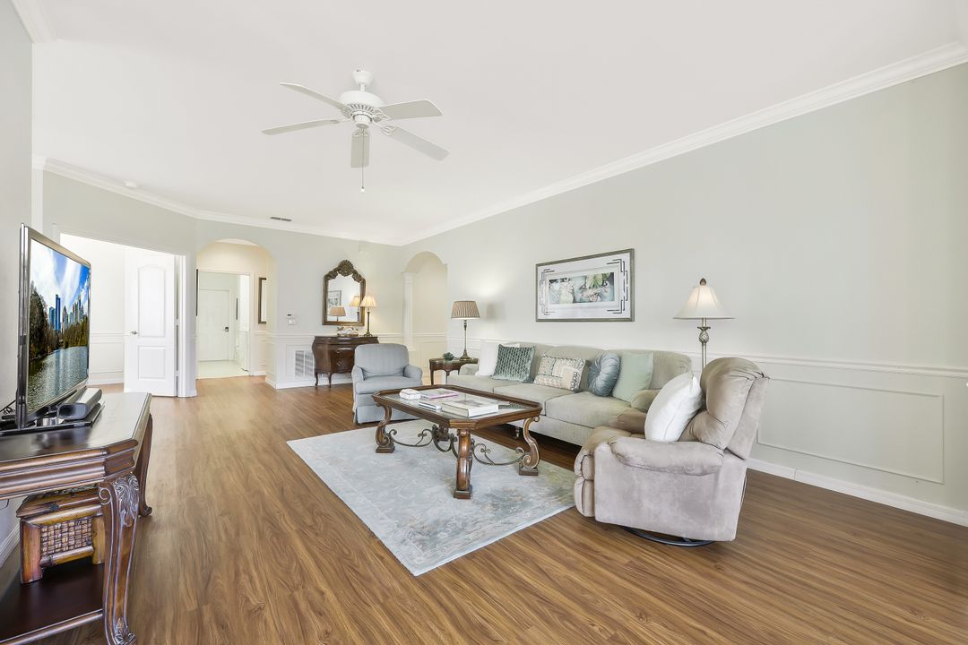 2180 Hawksridge Dr #2002, Naples, FL 34105