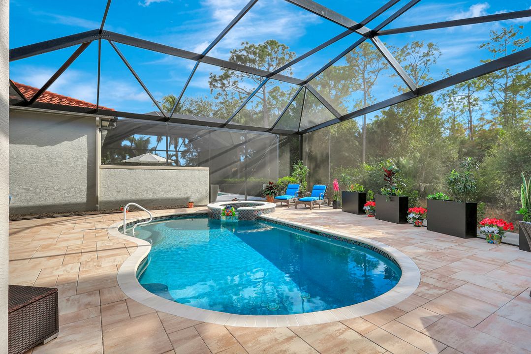 1282 Via Portofino, Naples, FL 34108