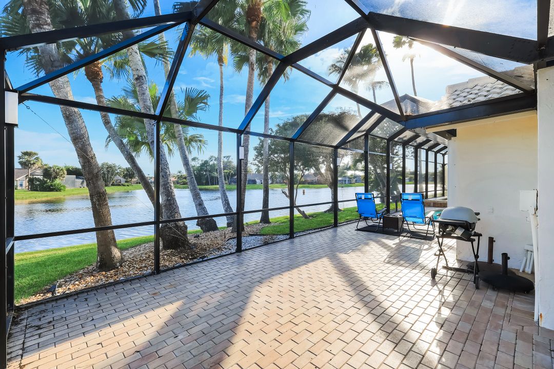 3653 Saybrook Pl, Bonita Springs, FL 34134