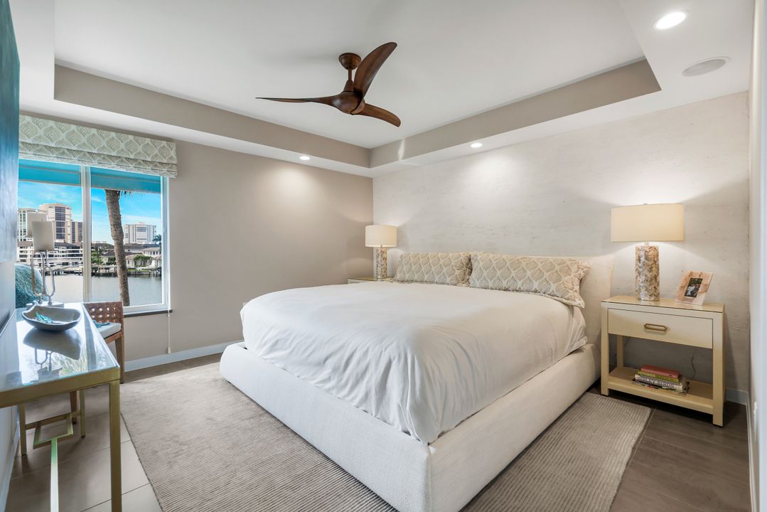 355 Park Shore Dr #1-134, Naples, FL 34103