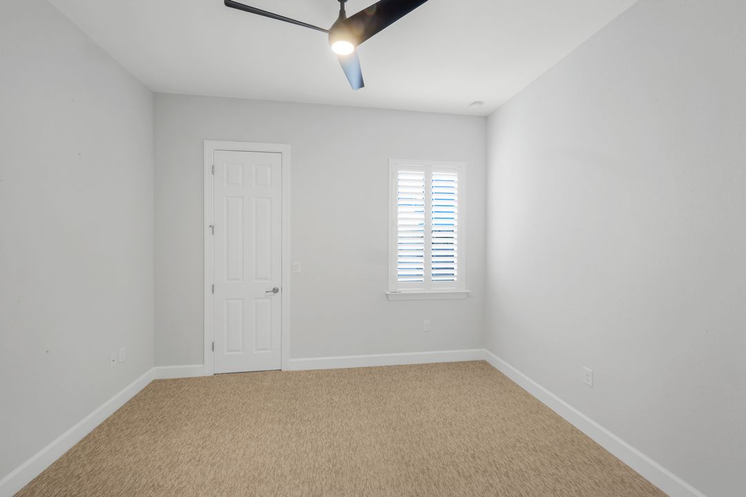 9520 Ironstone Terrace #202, Naples, FL 34120