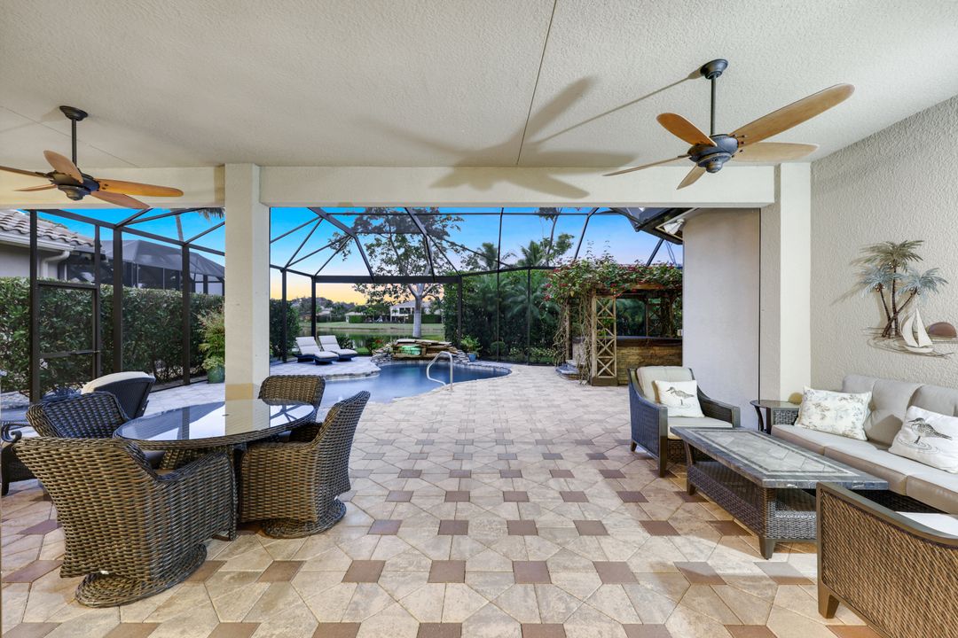 3917 Glacier Ct, Naples, FL 34119