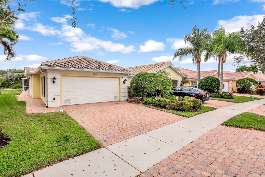 28245 Islet Trail, Bonita Springs, FL 34135