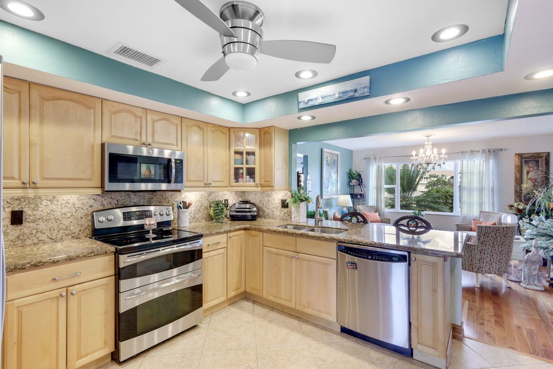 13551 Stratford Pl Cir #202, Fort Myers, FL 33919