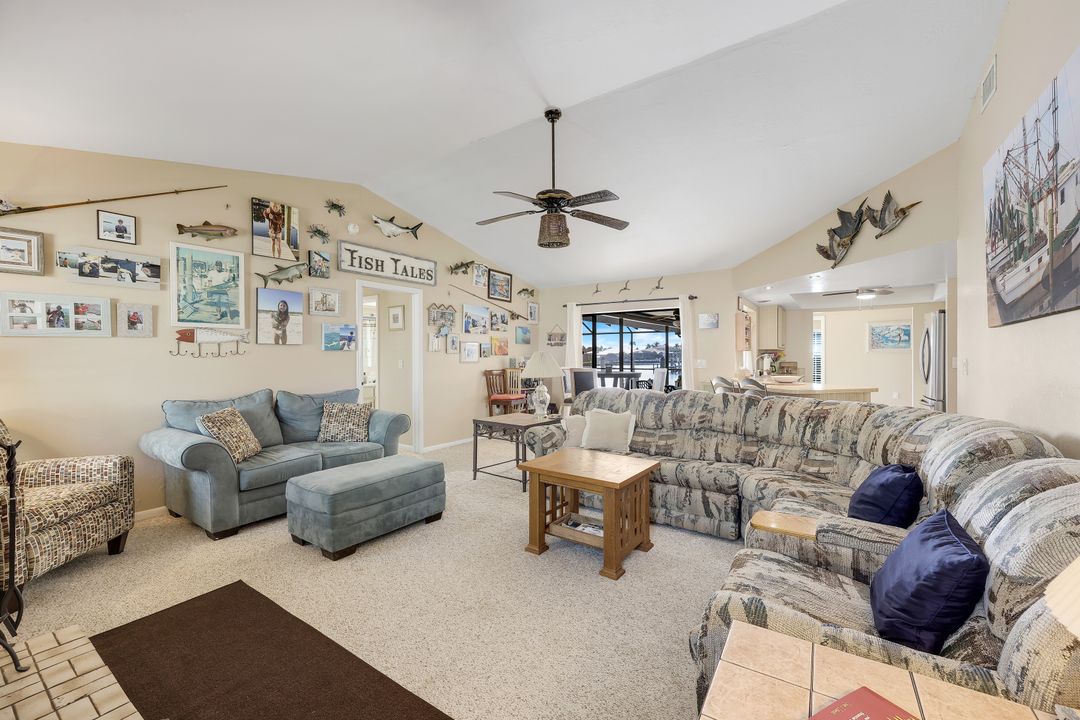 101 SW 50th St, Cape Coral, FL 33914