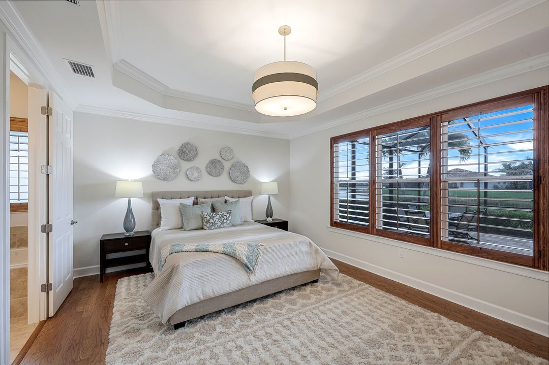 9360 Marble Stone Dr, Naples, FL 34120