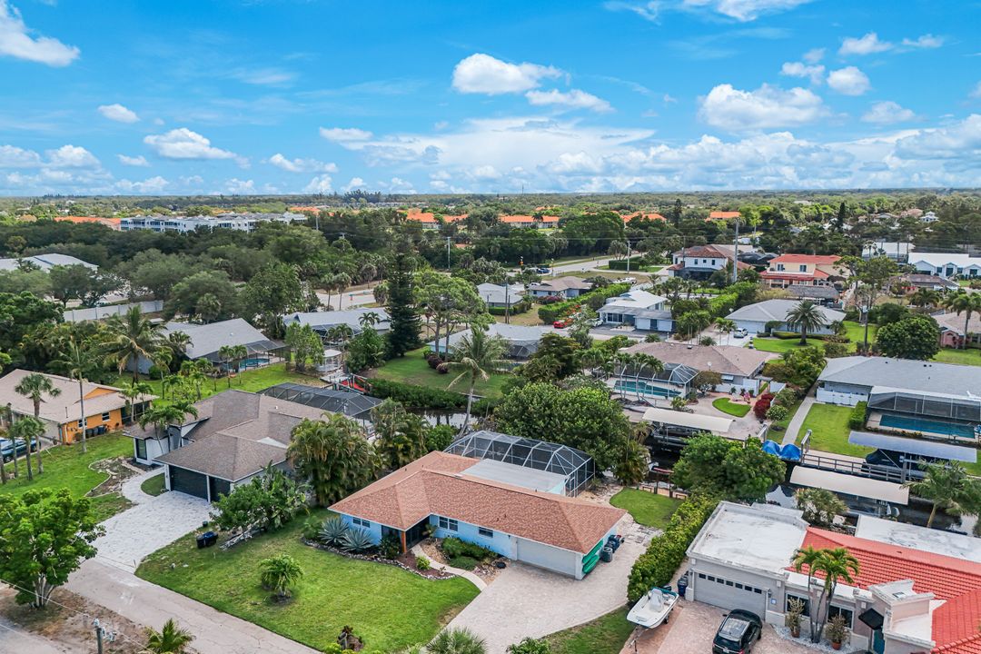 27061 Homewood Dr, Bonita Springs, FL 34135
