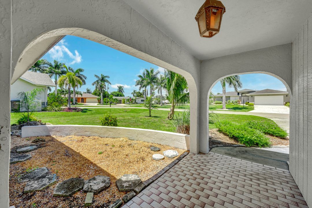 206 SE 46th Ter, Cape Coral, FL 33904