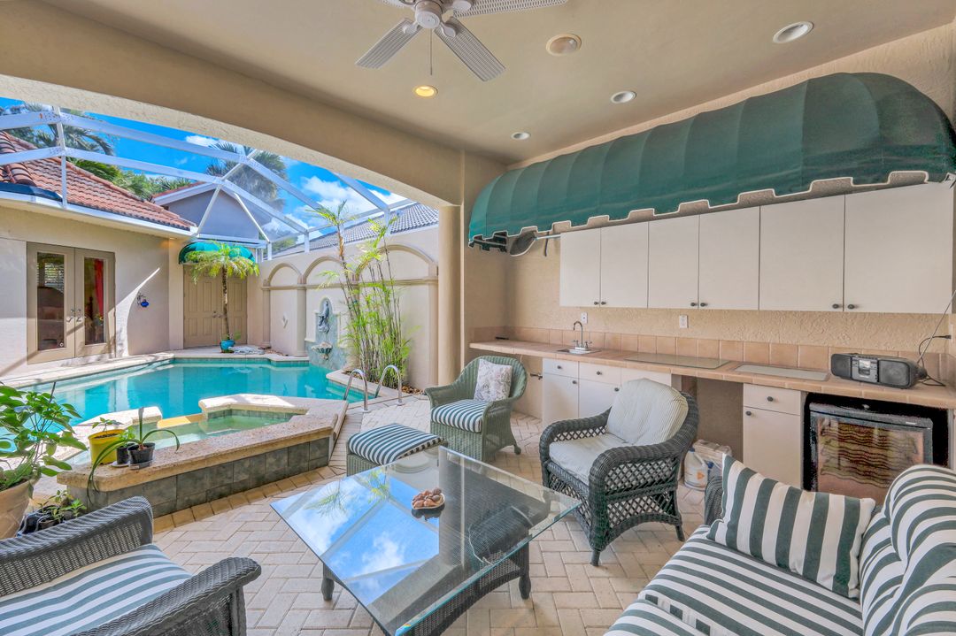 4959 Bollard Ct, Naples, FL 34112