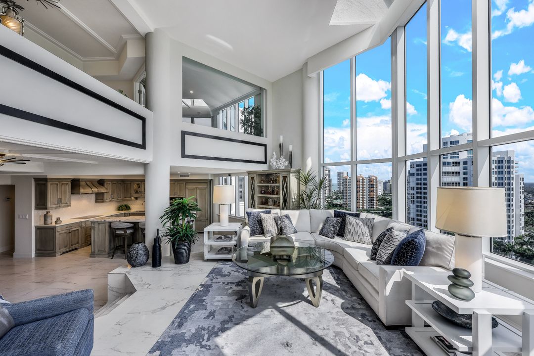 4041 Gulf Shore Blvd N #PH-6, Naples, FL 34103