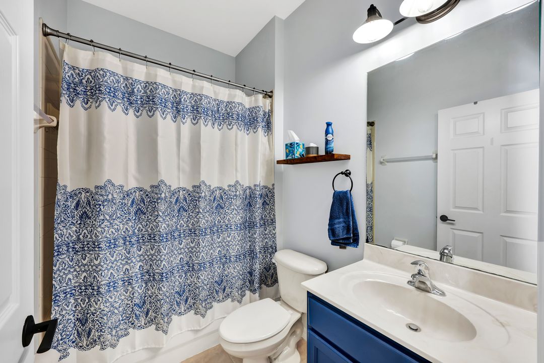 9262 Chestnut Tree Loop, Fort Myers, FL 33967