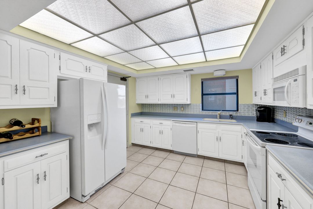 174 S Collier Blvd #405, Marco Island, FL 34145