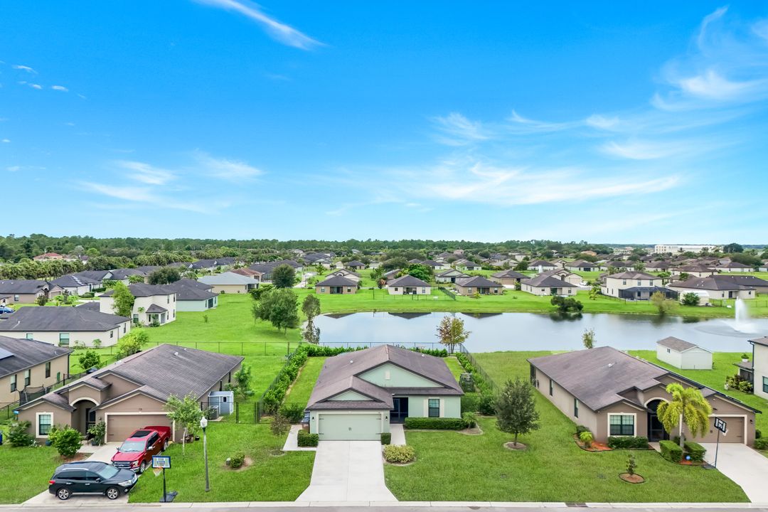 740 Evening Shade Ln, Lehigh Acres, FL 33974
