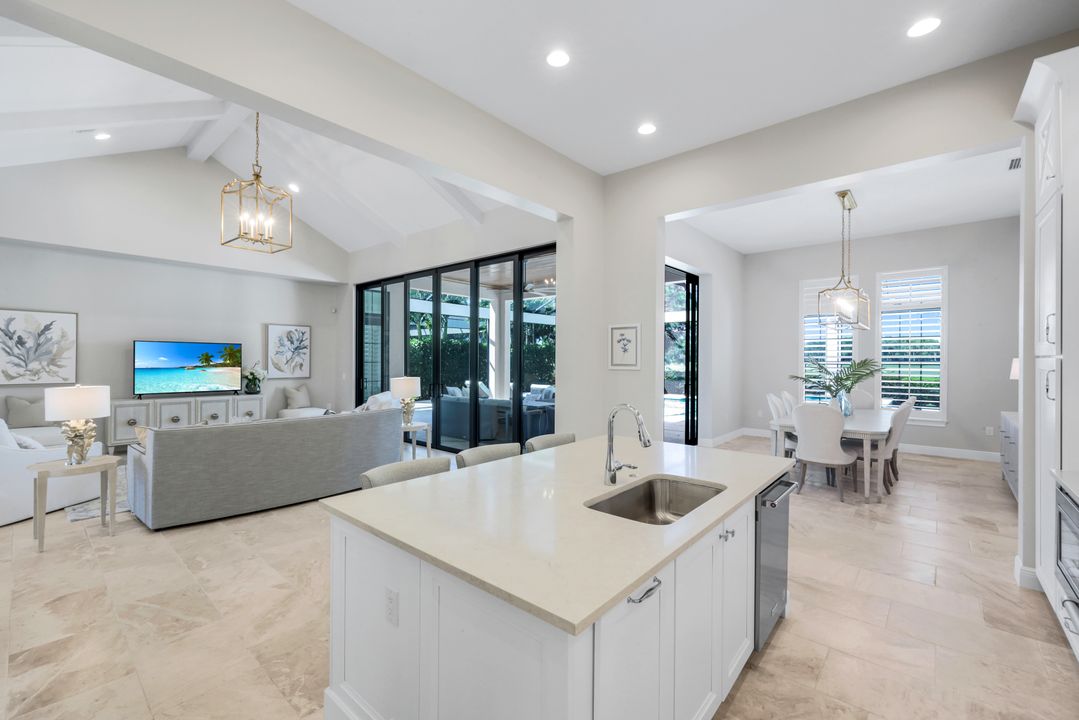 3233 Tavolara Ln, Naples, FL 34114