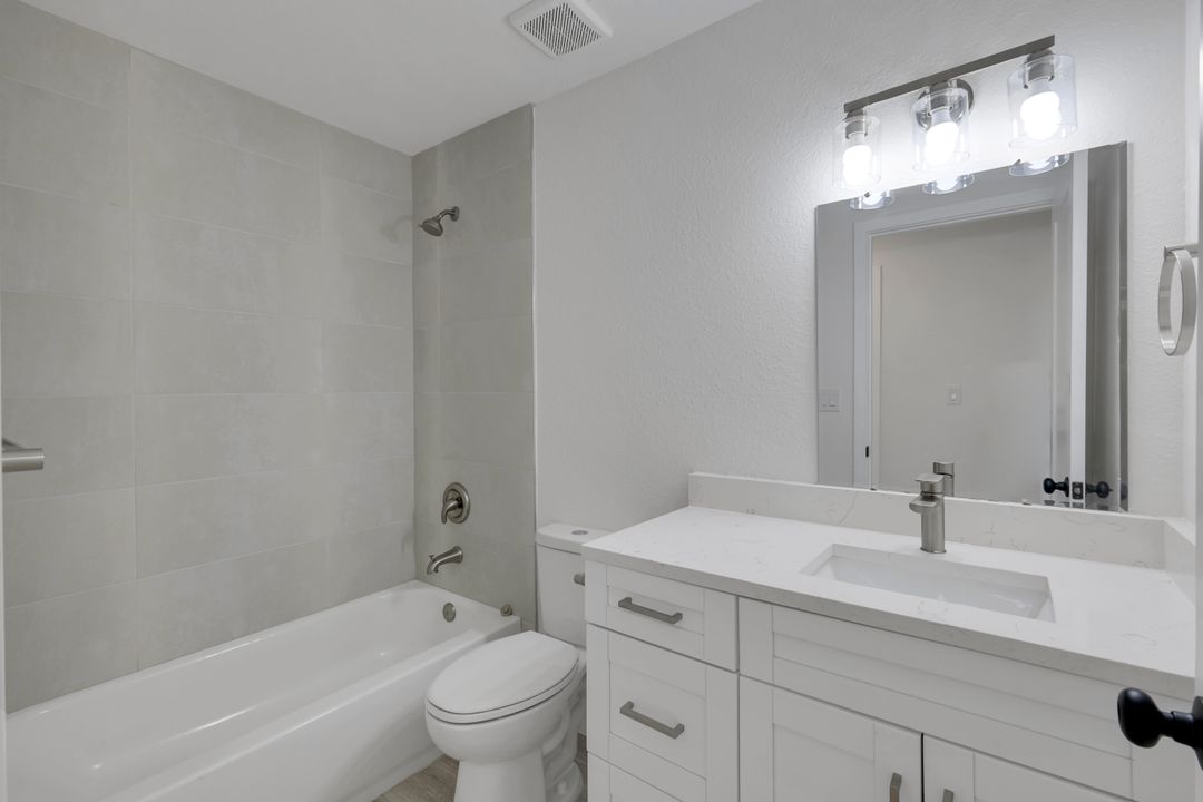 1409 NE 18th Pl, Cape Coral, FL 33909
