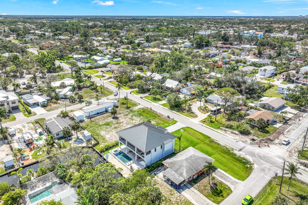 4470 Tarpon Ave, Bonita Springs, FL 34134