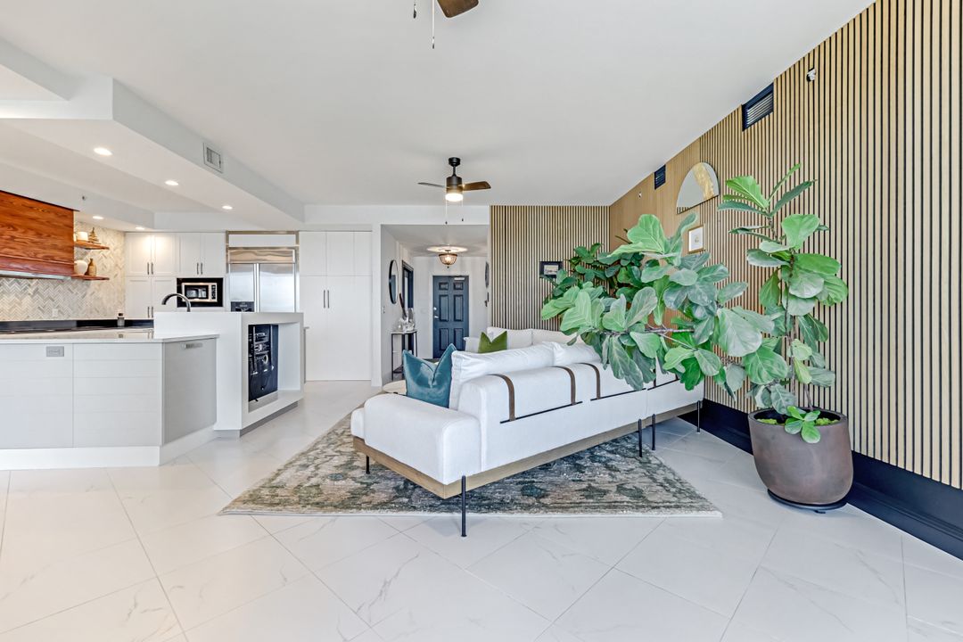 337 Vintage Bay Dr #D28, Marco Island, FL 34145