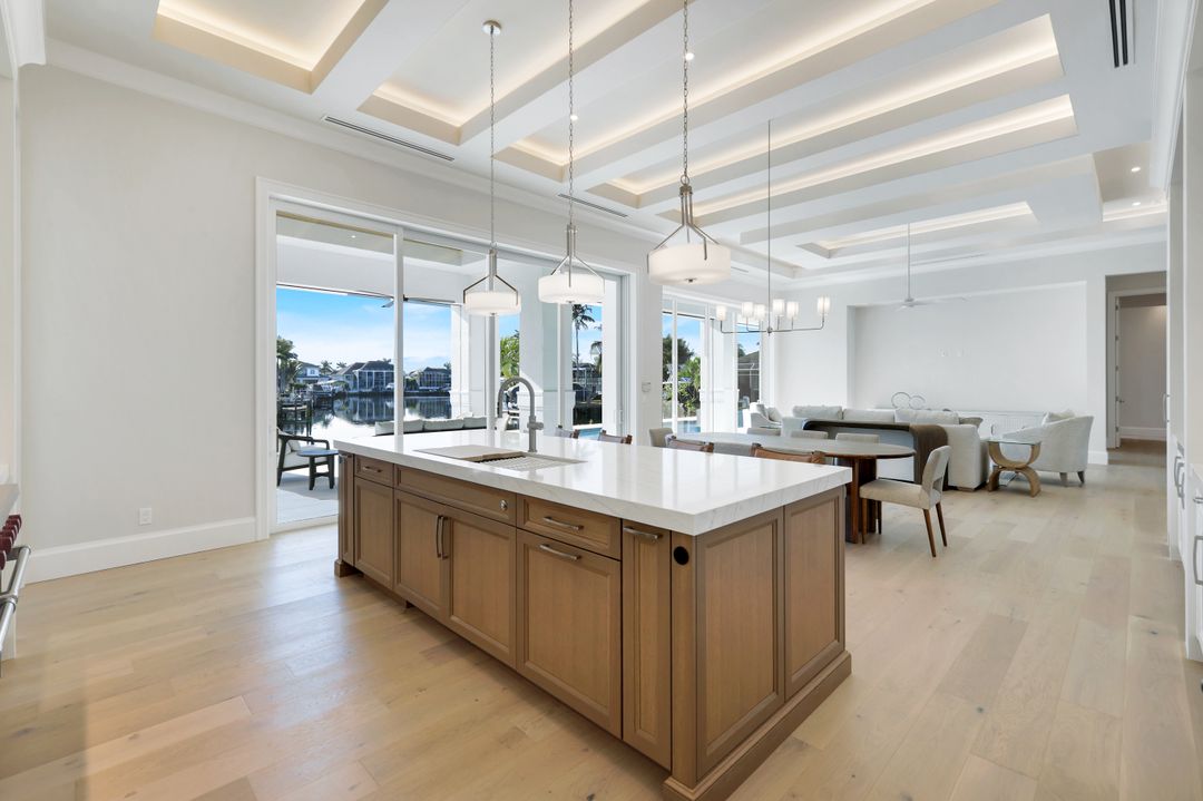 713 Nautilus Ct, Marco Island, FL 34145