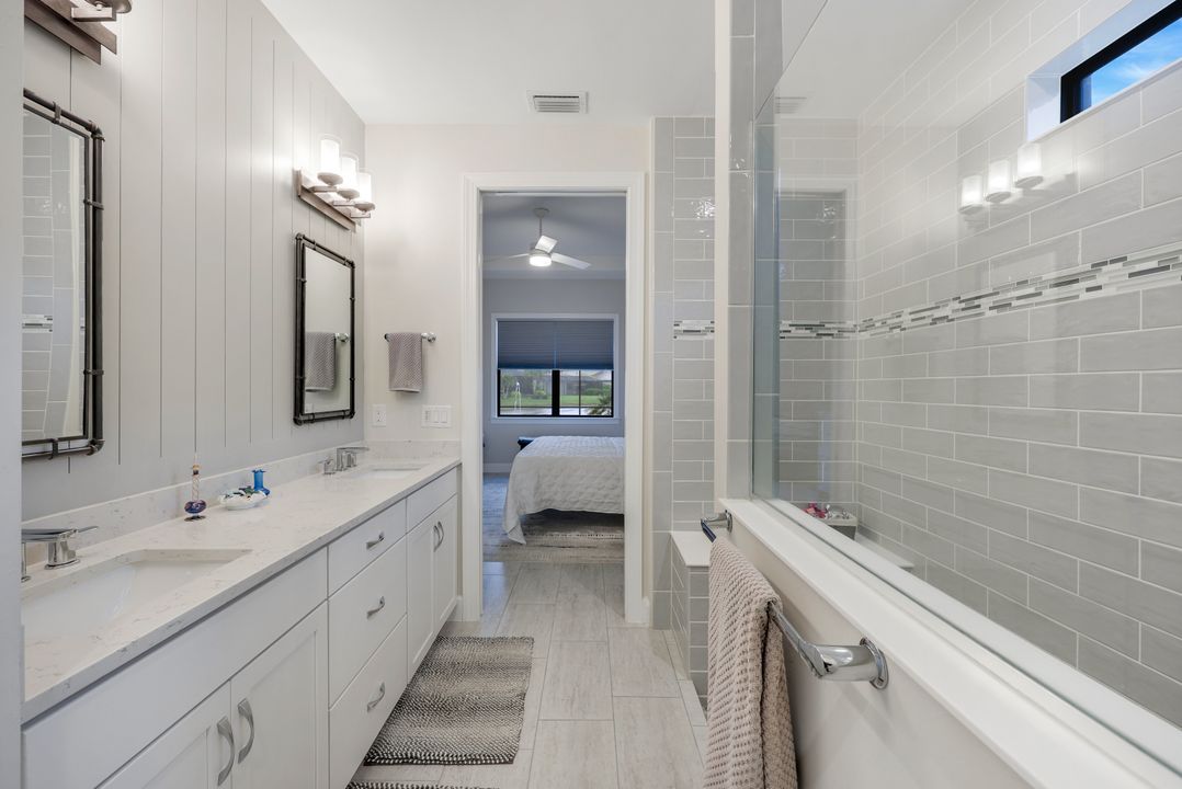 9405 Whooping Crane Wy, Naples, FL 34120