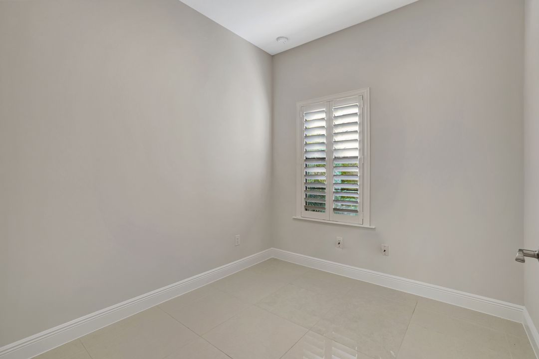 2749 72nd Ave NE, Naples , FL 34120