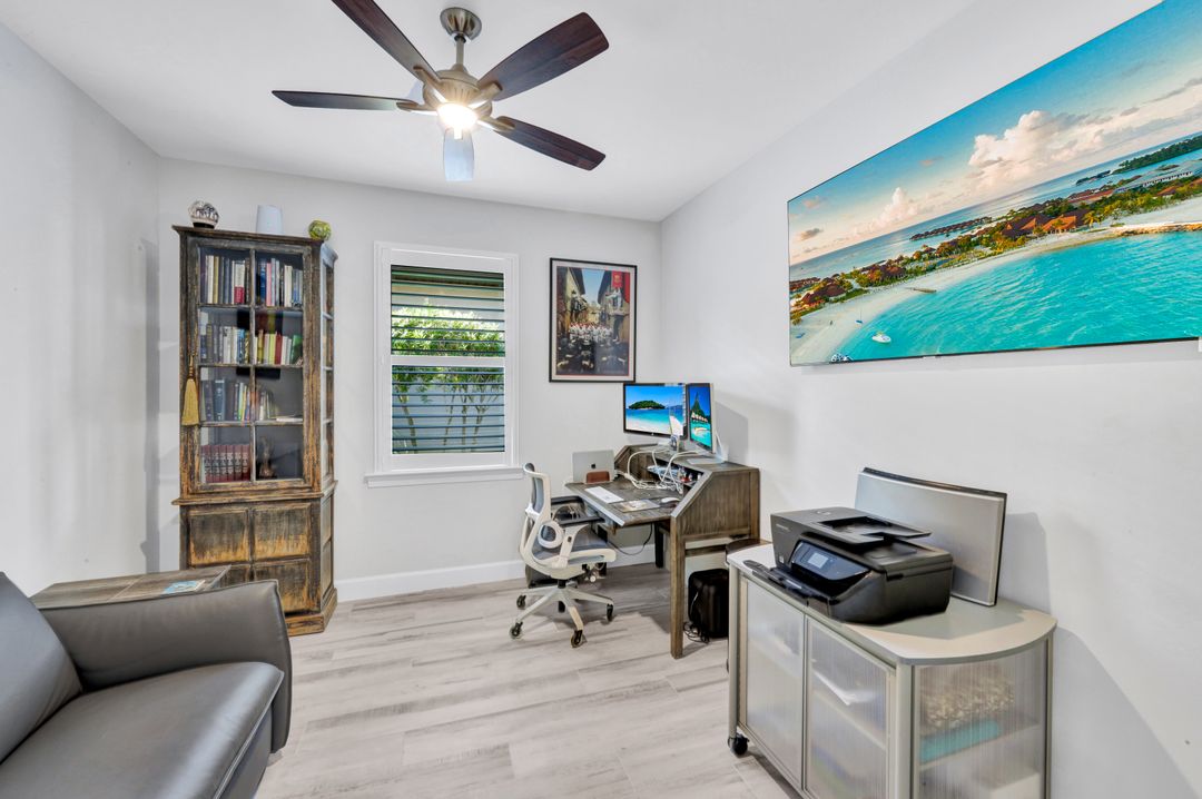 7460 Blackberry Dr, Naples, FL 34114