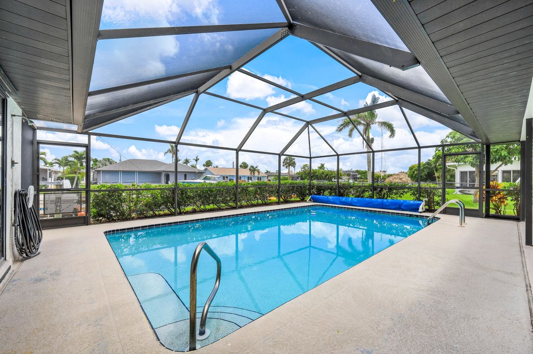 5309 SW 11th Pl, Cape Coral, FL 33914