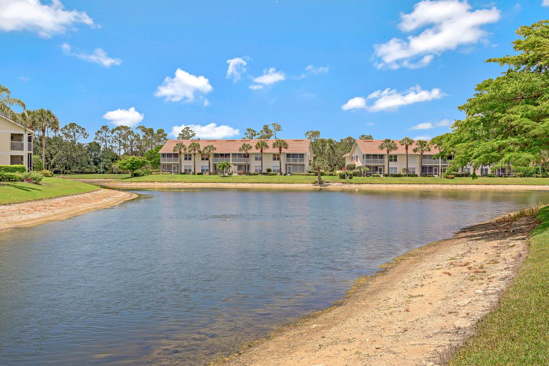 5035 Cedar Springs Dr #103, Naples, FL 34110