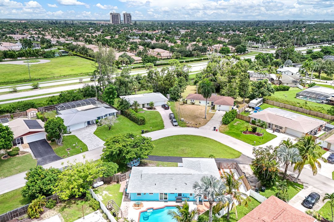 1683 S Hermitage Rd, Fort Myers, FL 33919