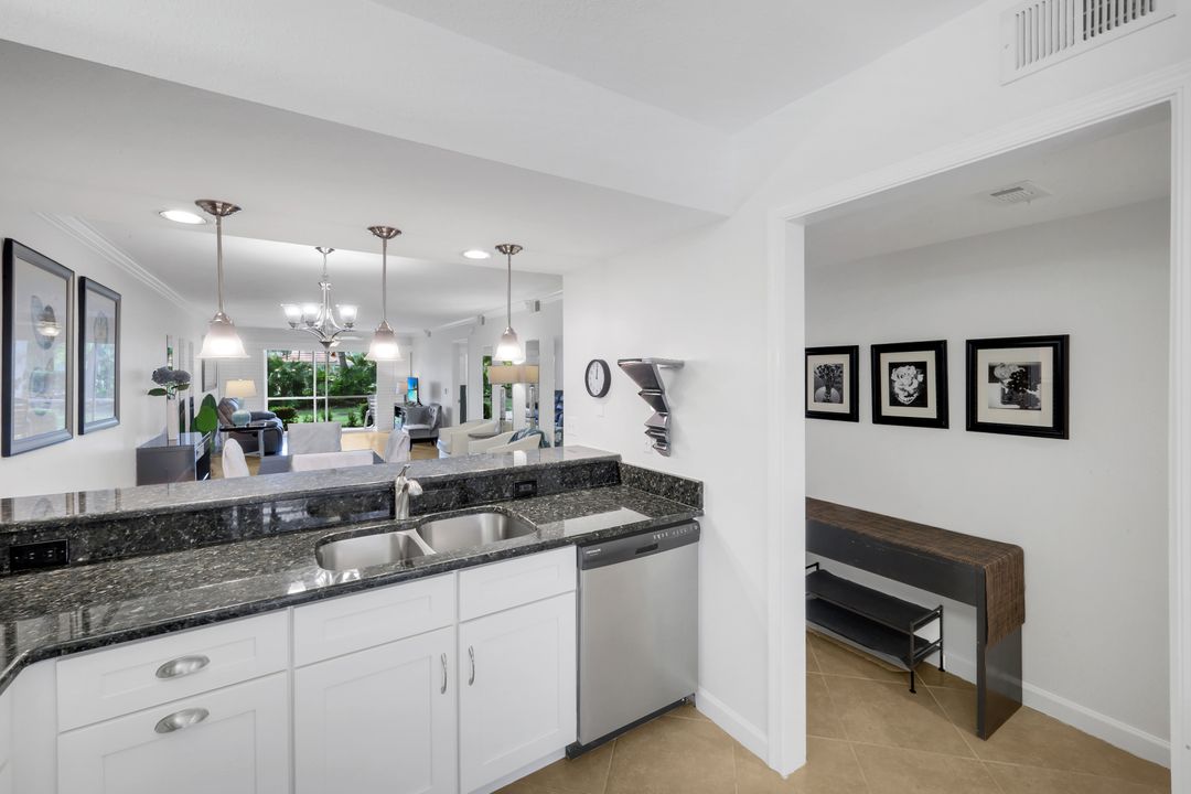 2462 Hidden Lake Dr #1, Naples, FL 34112