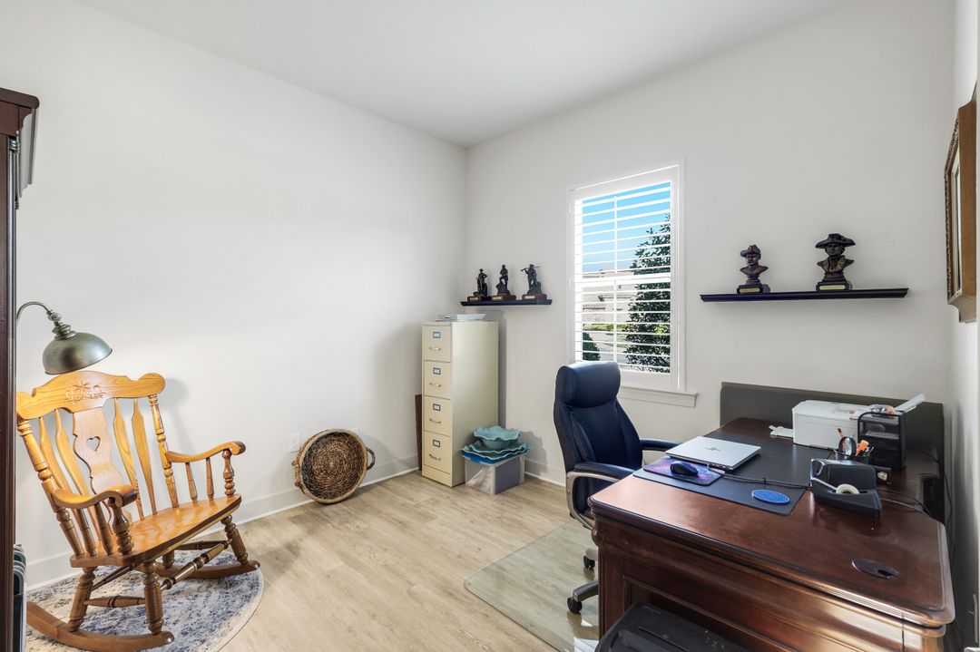 9065 Siesta Bay Dr, Naples, FL 34120