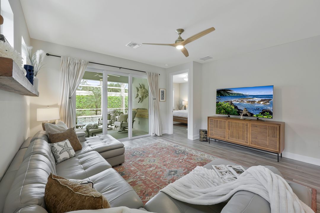 10787 Manatee Key Ln, Estero, FL 33928