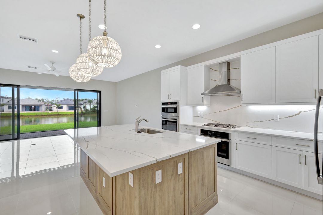 12667 Caballo Ct, Estero, FL 33928