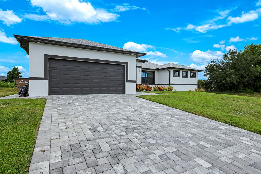 2305 SW 32nd St, Cape Coral, FL 33914