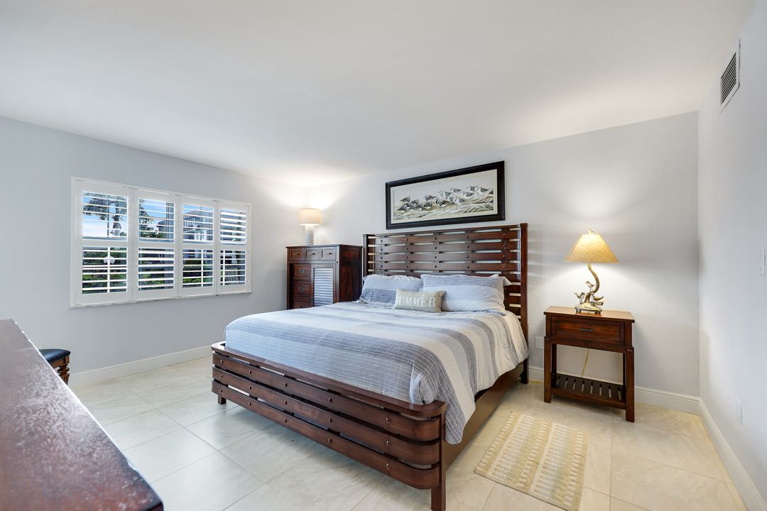 1011 Swallow Ave #105, Marco Island, FL 34145