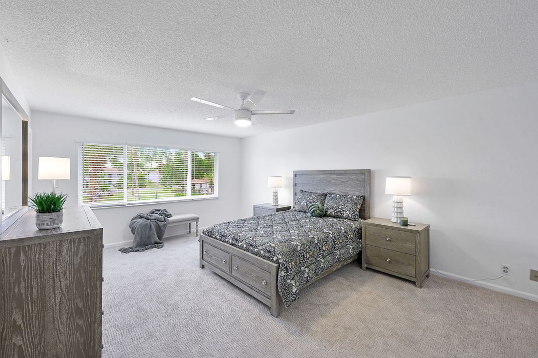 259 Winners Cir Unit 4, Naples, FL 34112