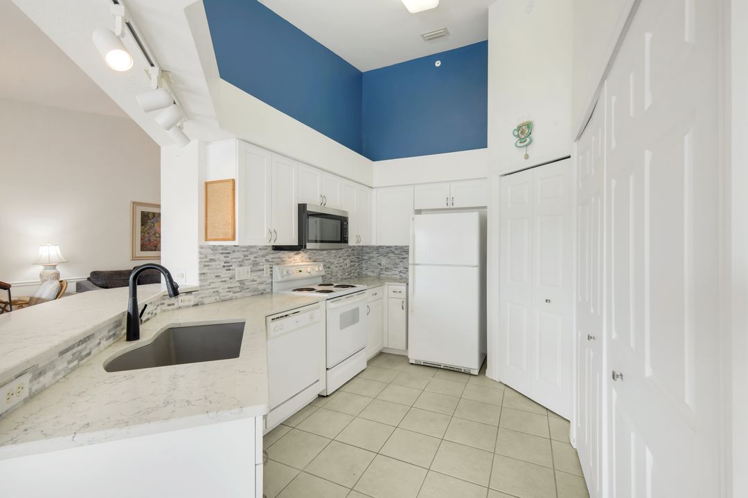 28851 Bermuda Lago Ct #304, Bonita Springs, FL 34134