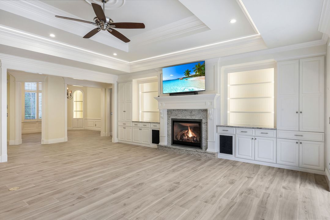 13181 Pond Apple Dr E, Naples, FL 34119