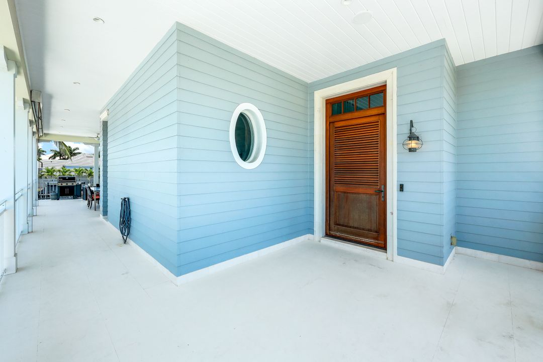 169 Conners Ave, Naples, FL 34108