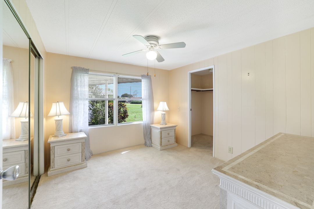 95 Lemans Dr, Naples, FL 34112